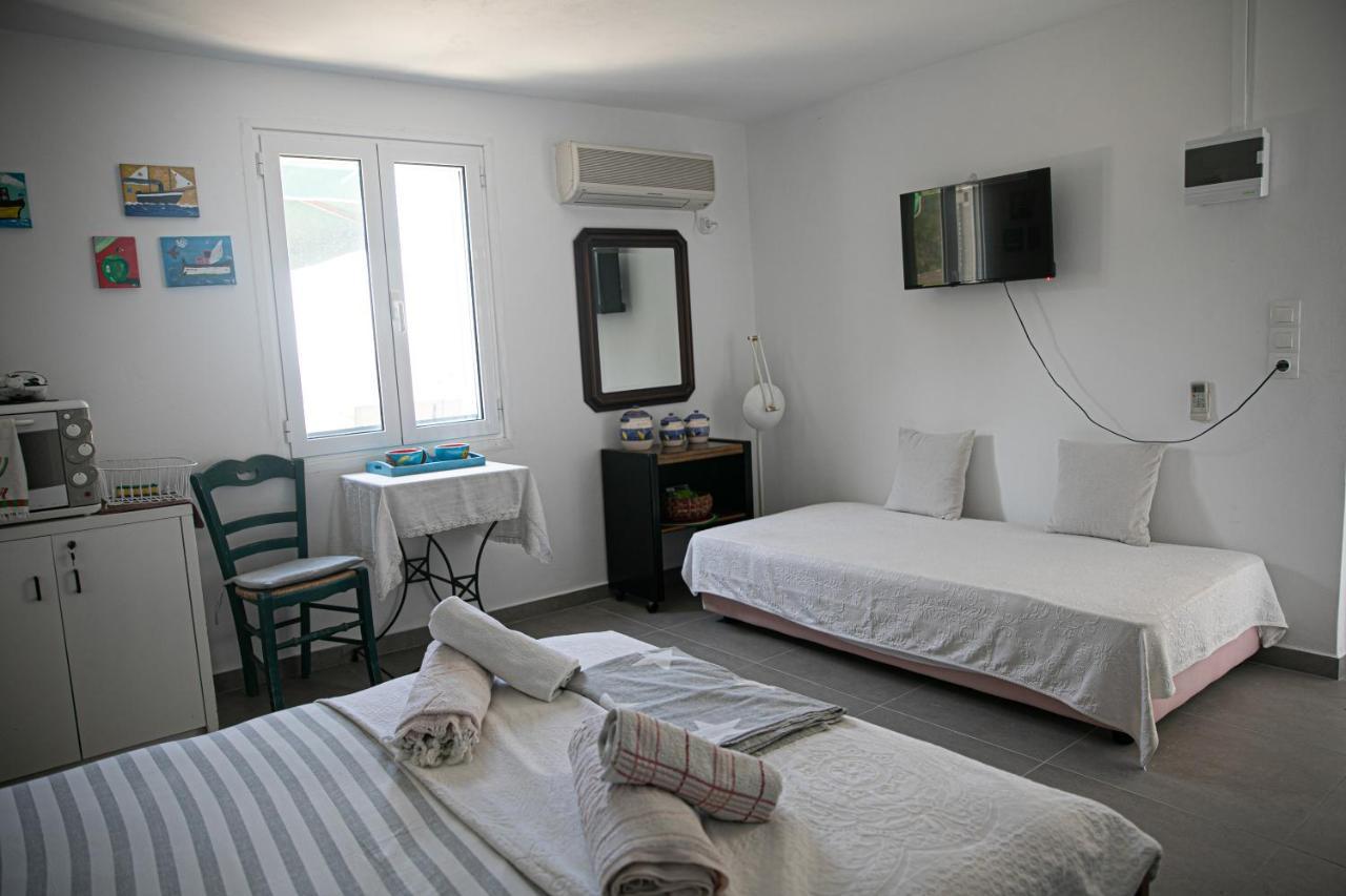 Pines & Sea Studio Agioi Extérieur photo